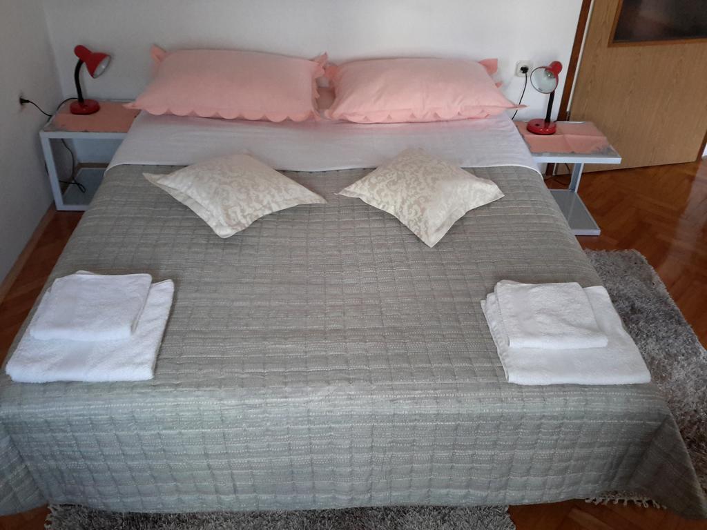 Kamena Apartment & Studio Makarska Quarto foto
